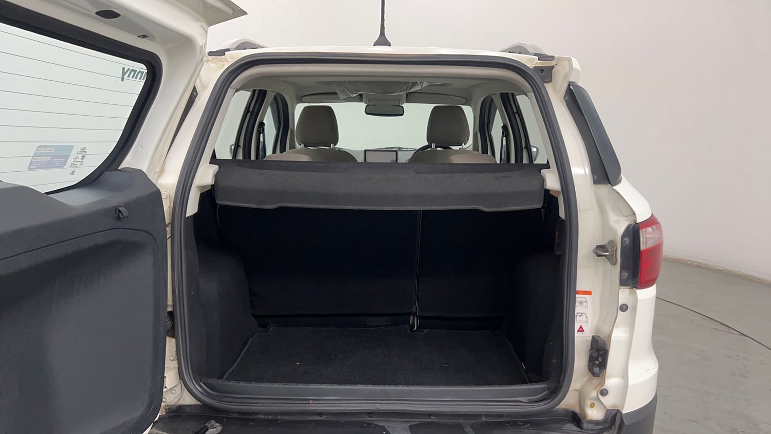 Used 2021 Ford EcoSport Titanium Plus 1.5L Ti-VCT AT Petrol Automatic interior DICKY INSIDE VIEW