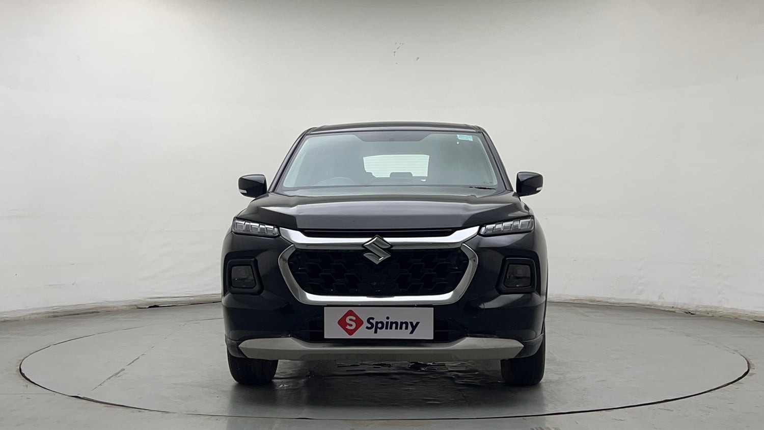 Used 2023 Maruti Suzuki Grand Vitara Zeta Smart Hybrid AT Petrol Automatic exterior FRONT VIEW