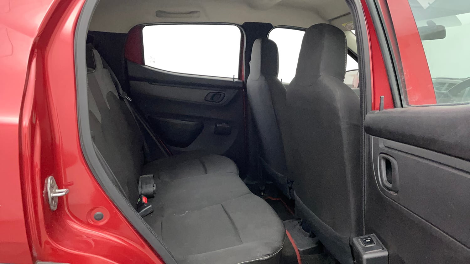 Used 2024 Renault Kwid RXL (O) 1.0 Petrol Manual interior RIGHT SIDE REAR DOOR CABIN VIEW