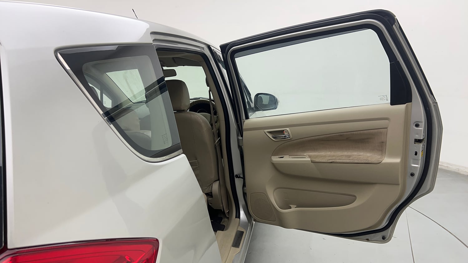Used 2015 Maruti Suzuki Ertiga Vxi Petrol Manual interior RIGHT REAR DOOR OPEN VIEW