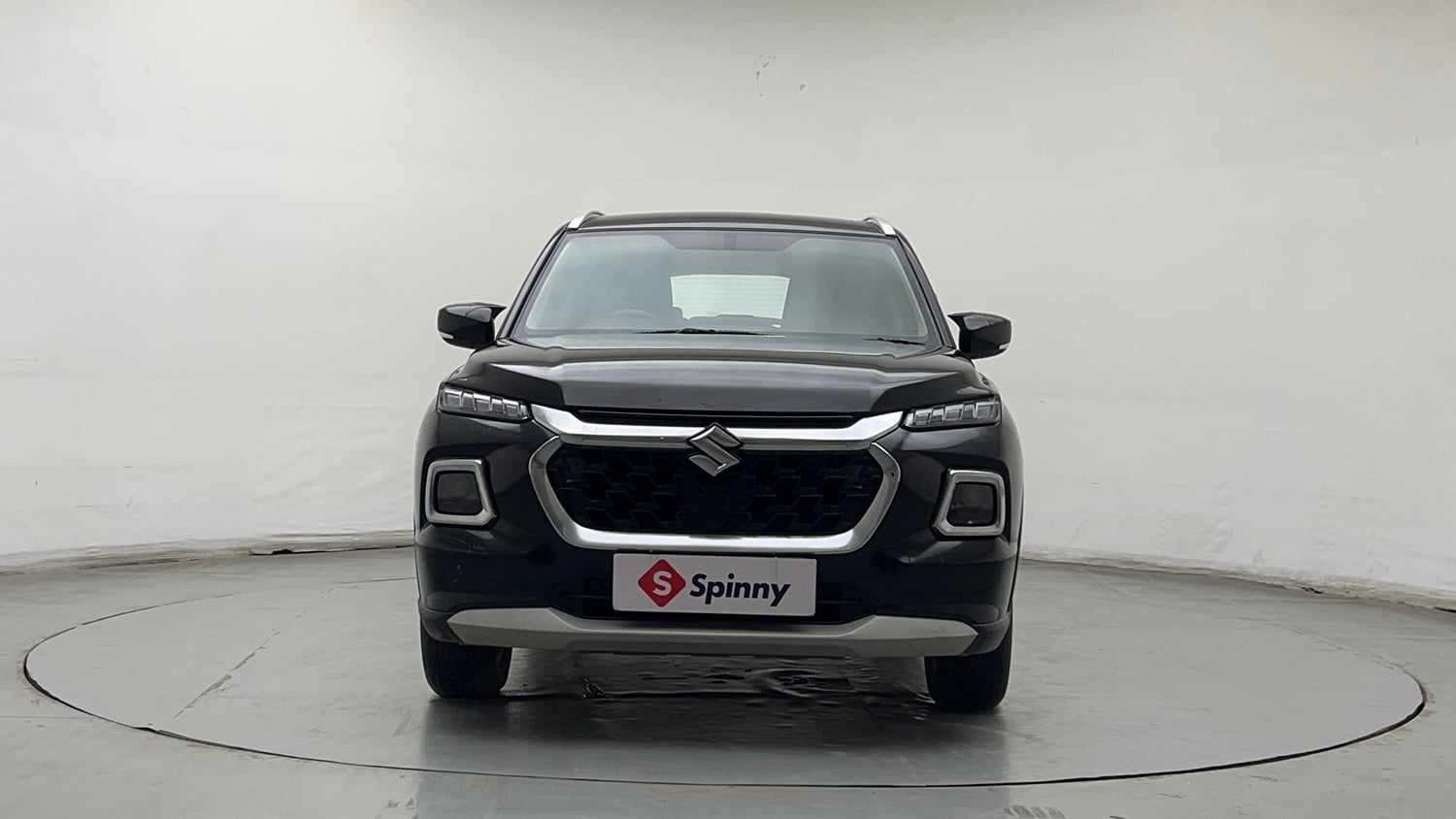 Used 2025 Maruti Suzuki Grand Vitara Zeta Smart Hybrid Petrol Manual exterior FRONT VIEW