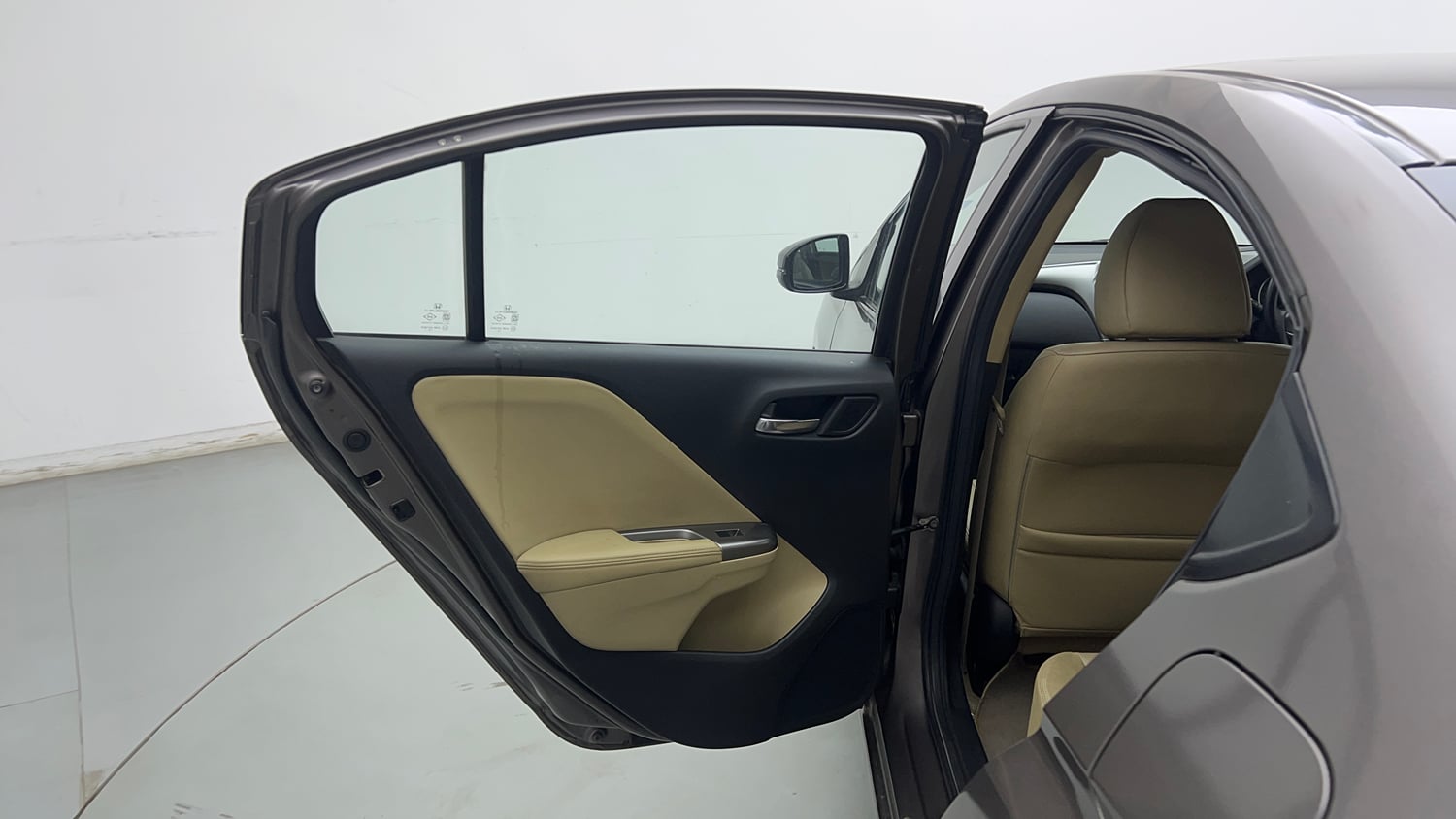 Used 2014 Honda City VX CVT Petrol Automatic interior LEFT REAR DOOR OPEN VIEW