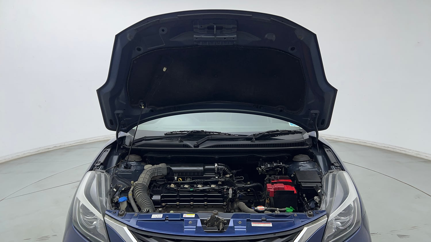 Used 2021 Maruti Suzuki Baleno Delta Petrol Manual engine ENGINE & BONNET OPEN FRONT VIEW