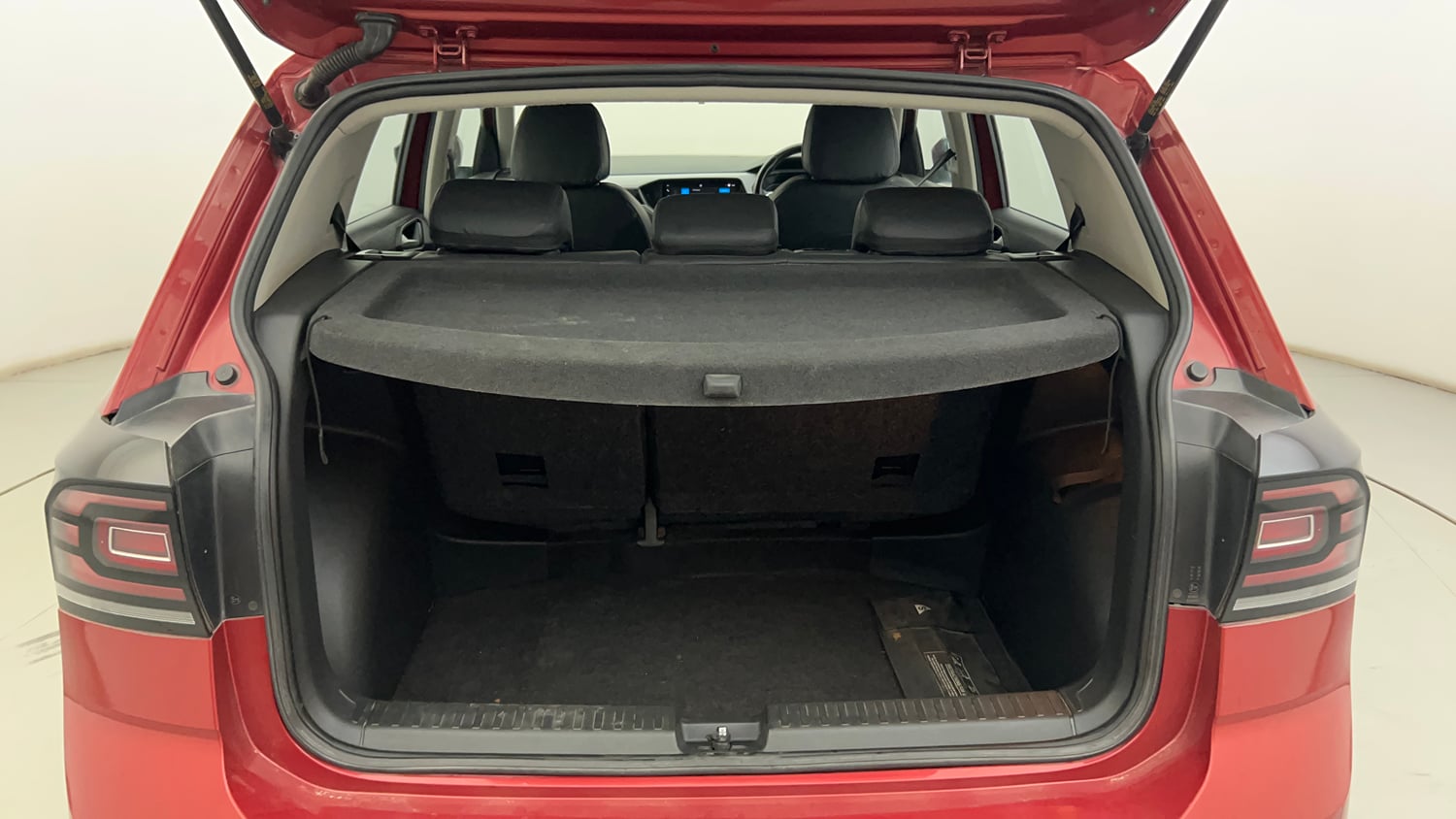 Used 2022 Volkswagen Taigun Highline 1.0 TSI AT Petrol Automatic interior DICKY INSIDE VIEW
