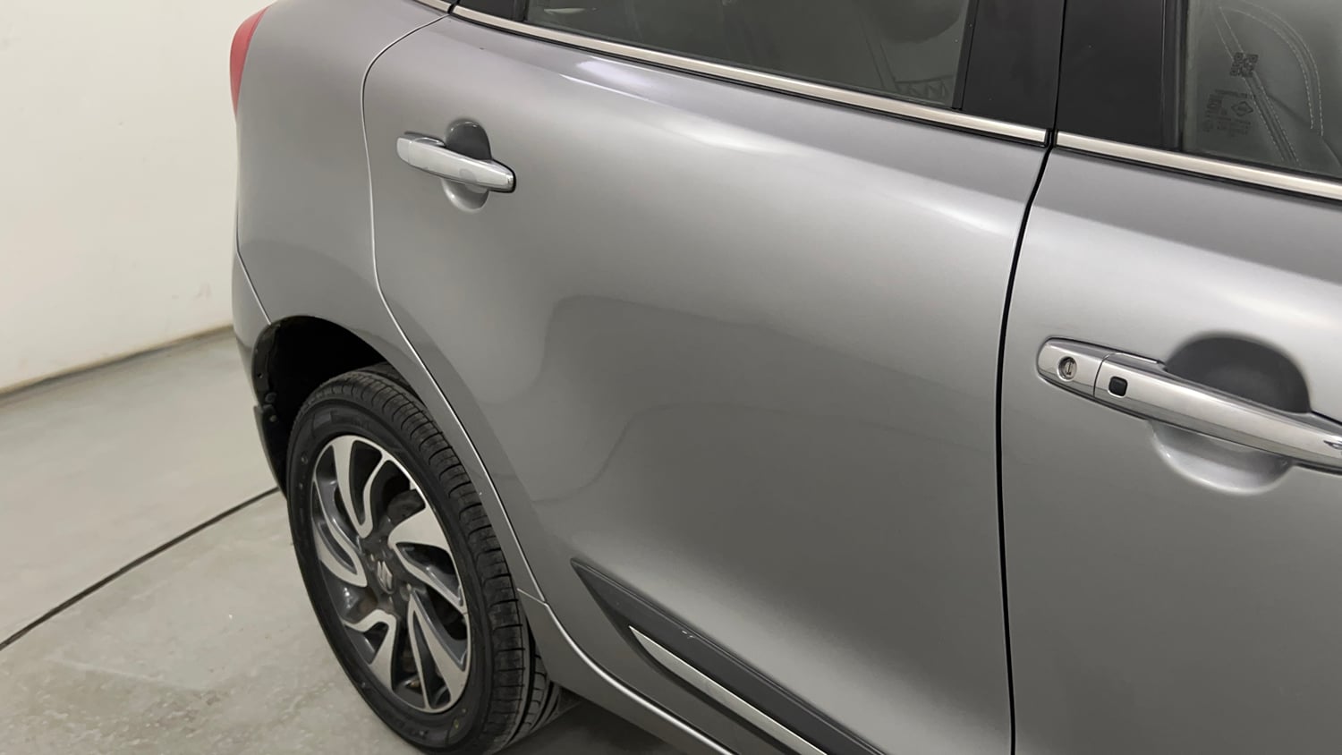 Used 2020 Maruti Suzuki Baleno Zeta Petrol Manual dents MINOR SCRATCH