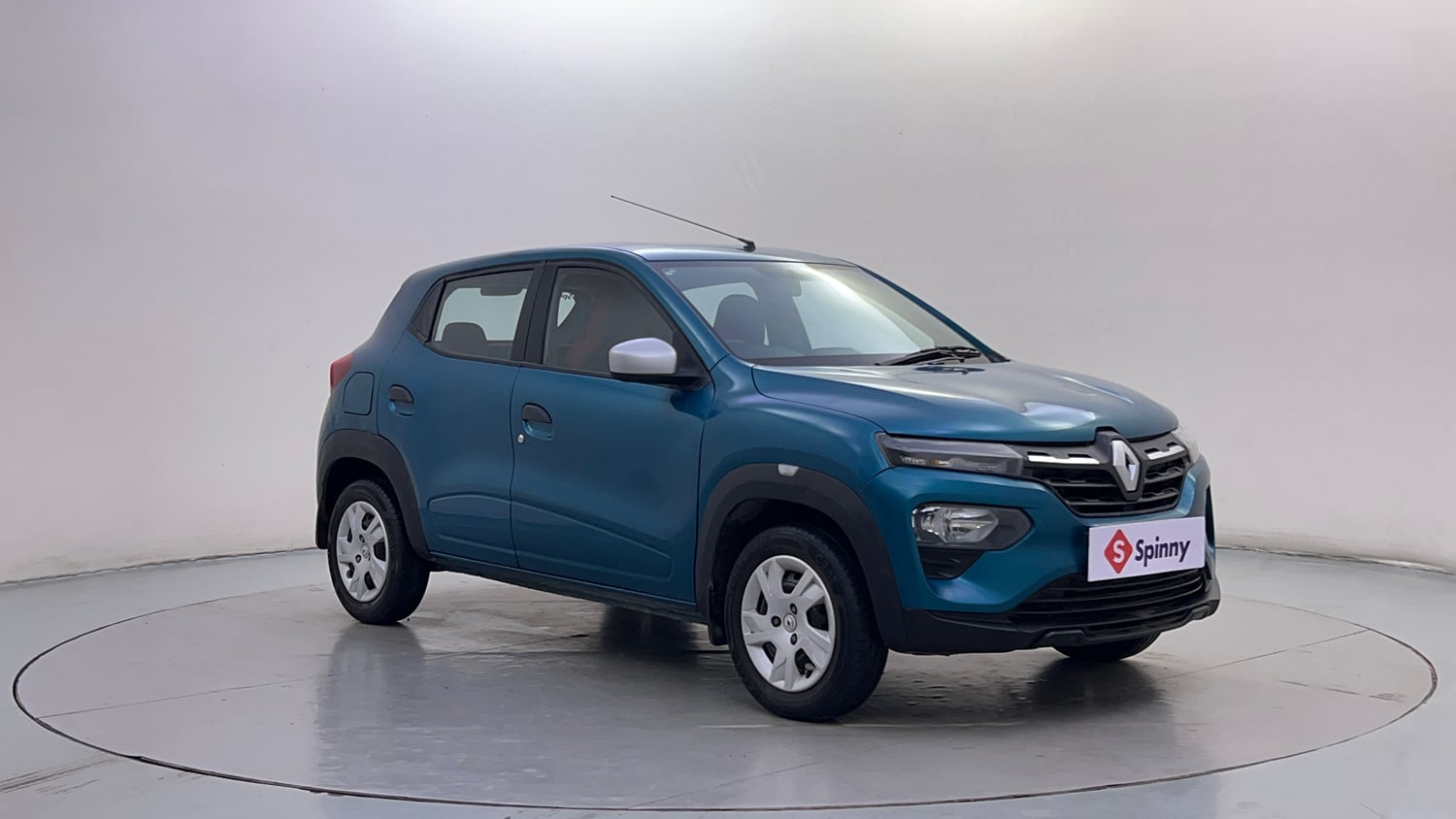 Used 2022 Renault Kwid RXT 1.0 AMT Petrol Automatic exterior RIGHT FRONT CORNER VIEW