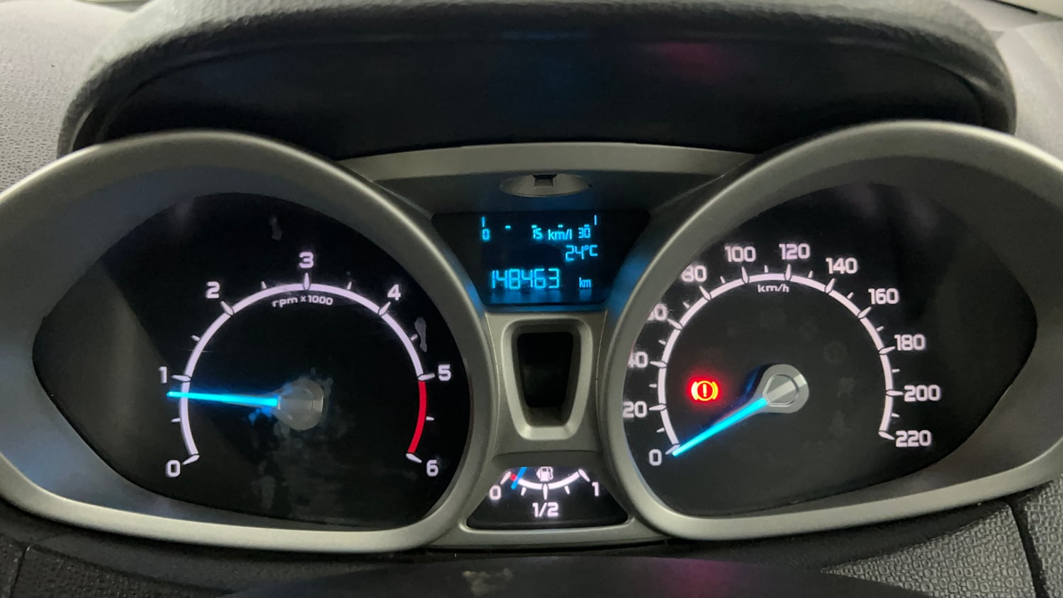 Used 2014 Ford EcoSport Titanium 1.5 TDCi (Opt) Diesel Manual interior CLUSTERMETER VIEW