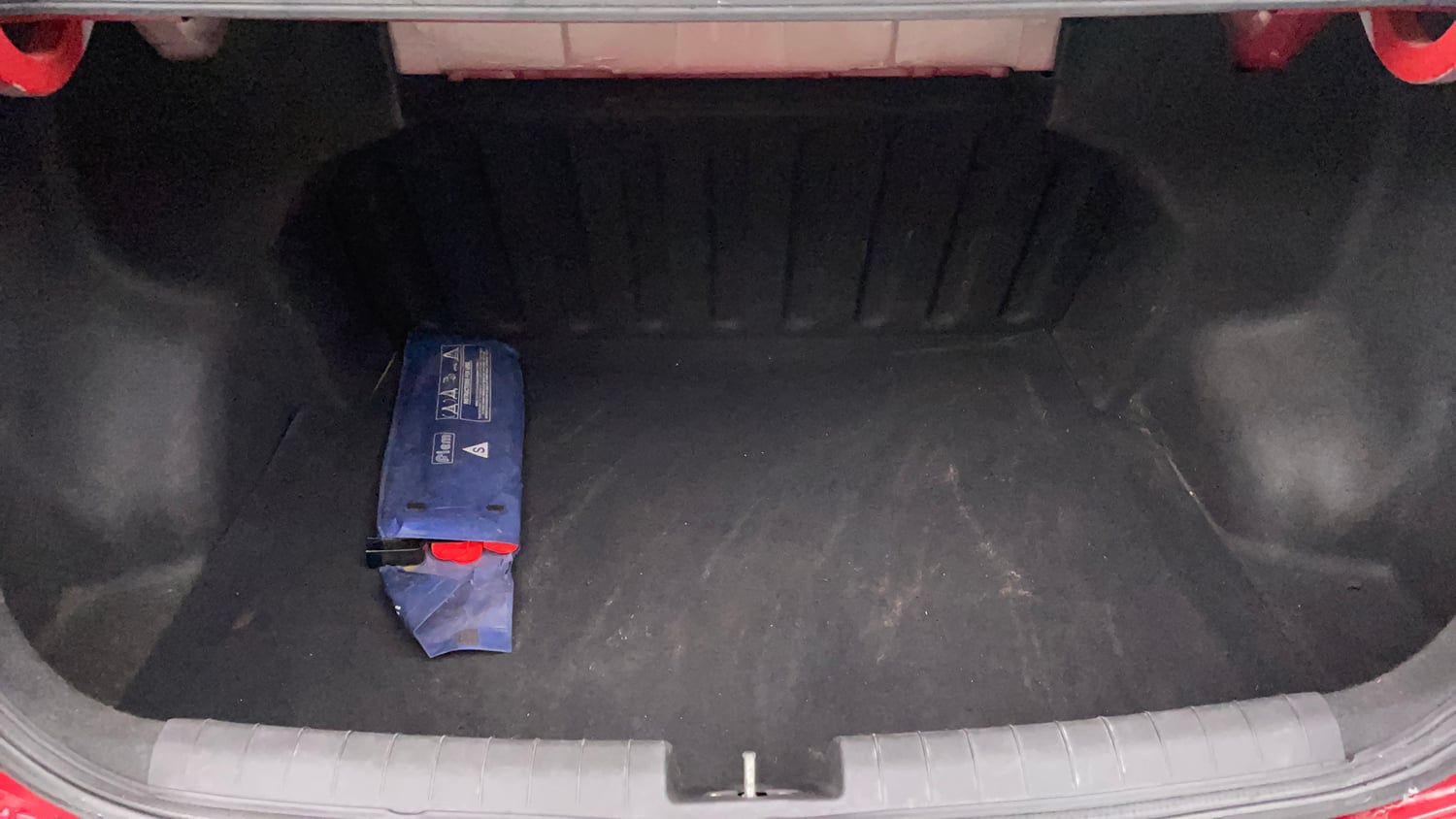 Used 2014 Hyundai Xcent S 1.2 (O) Petrol Manual interior DICKY INSIDE VIEW