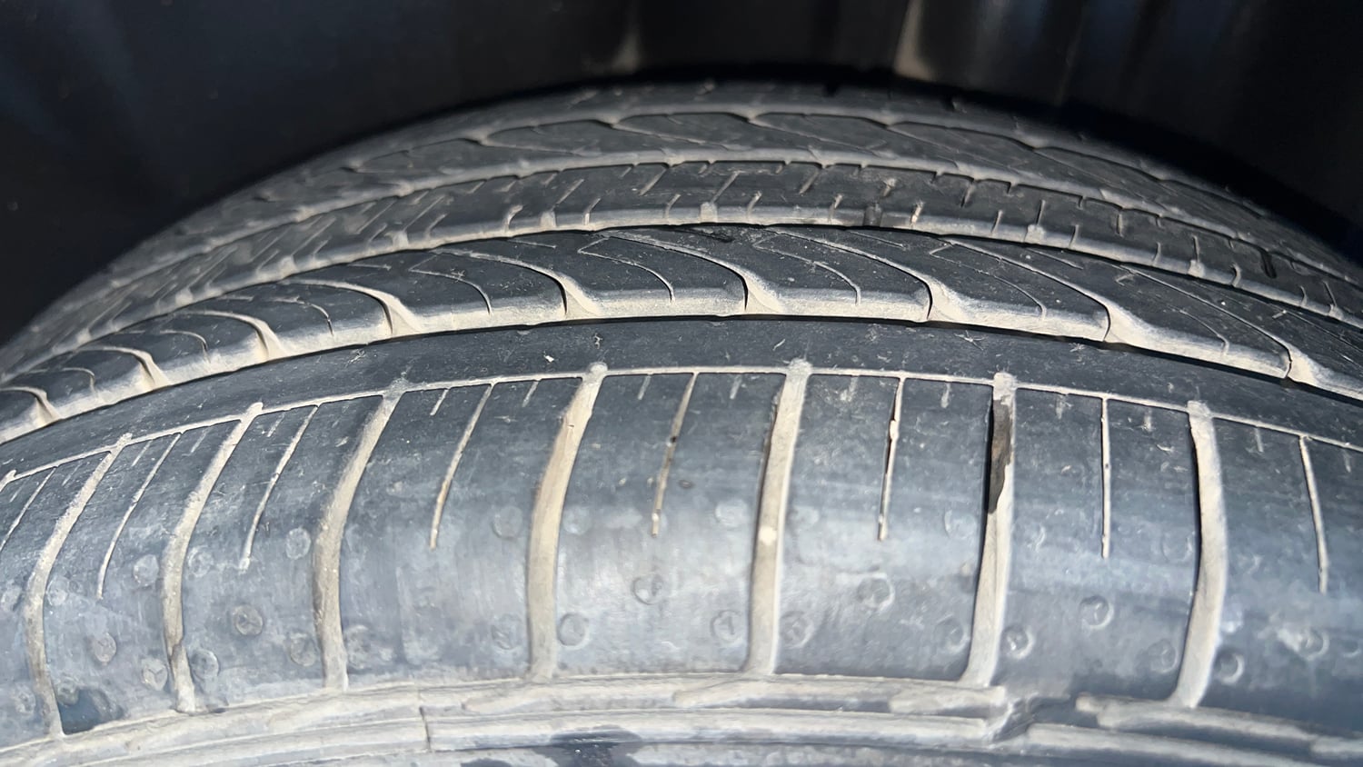 Used 2021 Skoda Rapid Style AT Petrol Automatic tyres LEFT REAR TYRE TREAD VIEW