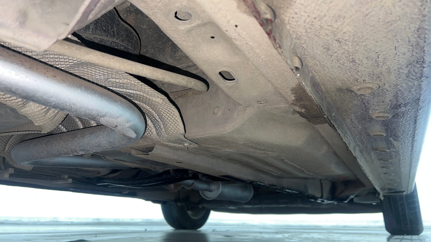 Used 2017 Ford Figo Aspire Titanium 1.2 Ti-VCT Petrol Manual extra REAR RIGHT UNDERBODY VIEW