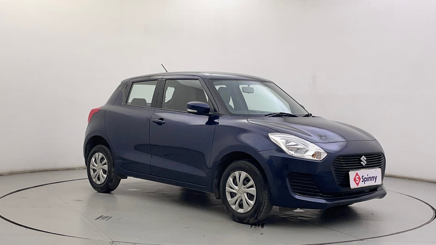 Used 2019 Maruti Suzuki Swift VXi AMT Petrol Automatic exterior RIGHT FRONT CORNER VIEW