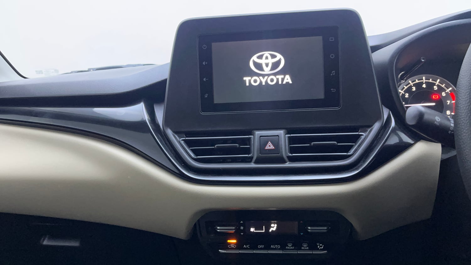 Used 2024 Toyota Glanza S AMT Petrol Automatic interior MUSIC SYSTEM & AC CONTROL VIEW