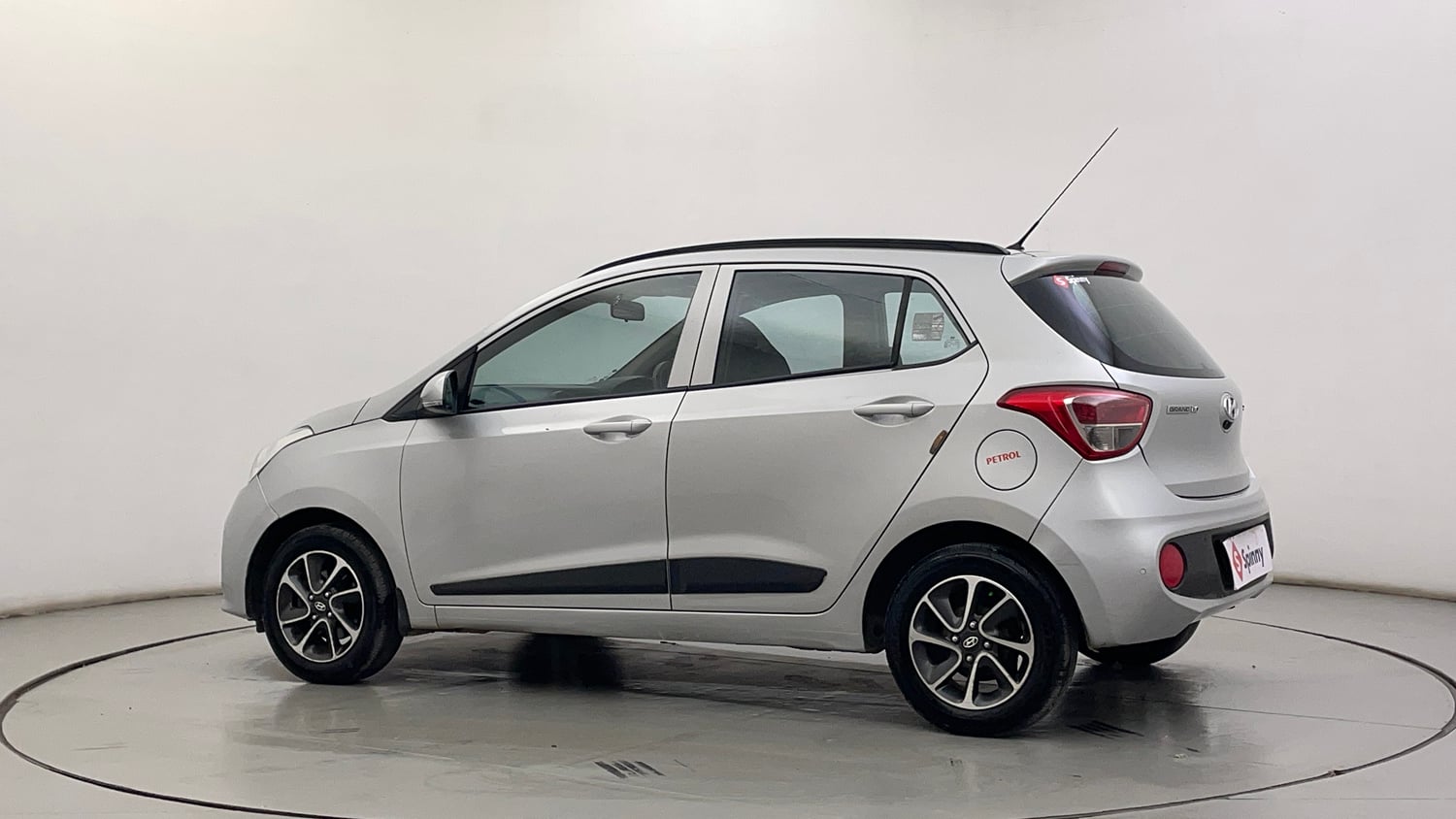 Used 2018 Hyundai Grand i10 Sportz AT 1.2 Kappa VTVT Petrol Automatic exterior LEFT REAR CORNER VIEW