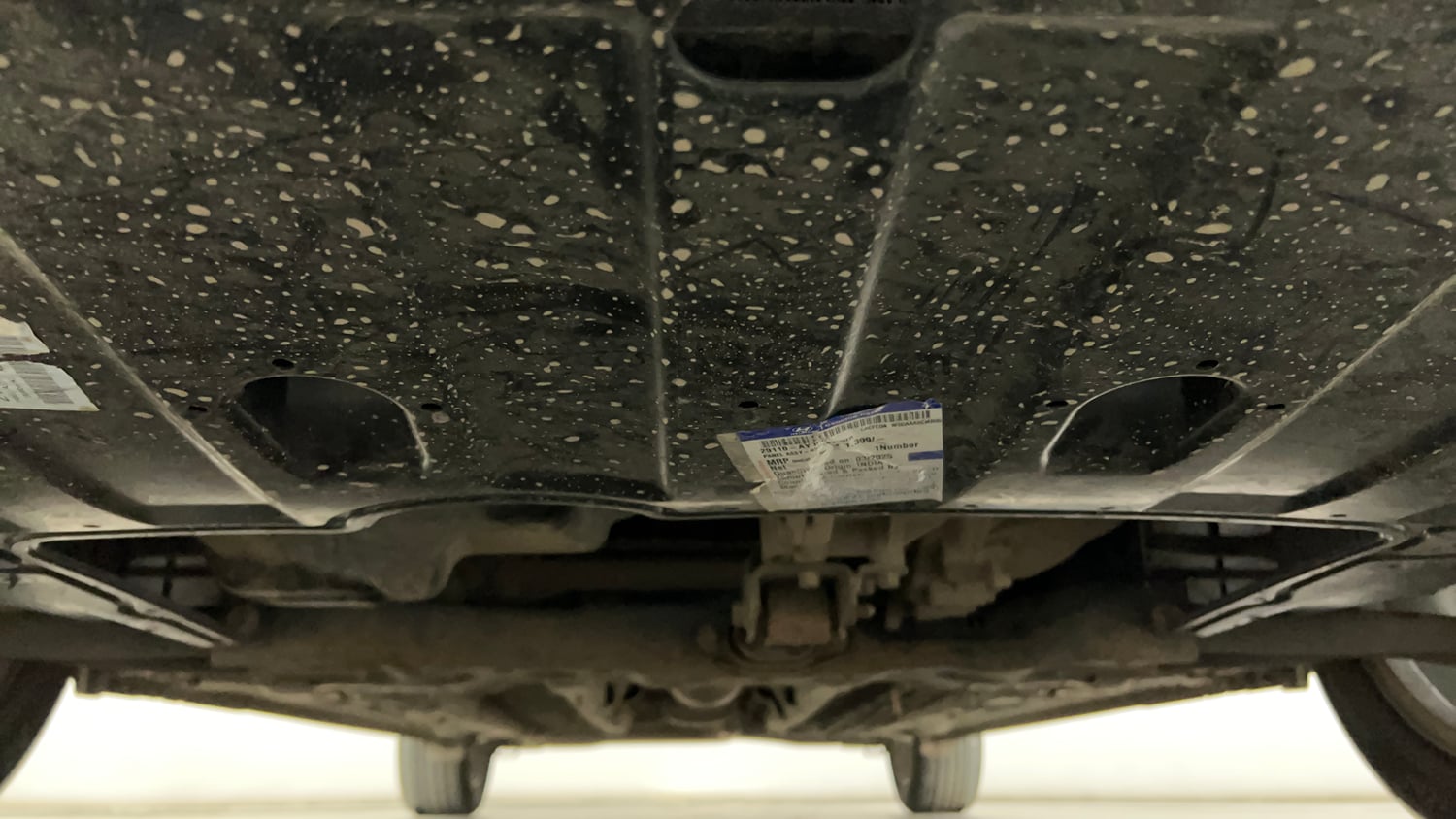 Used 2024 Hyundai Verna SX 1.5 Petrol MT Petrol Manual extra FRONT LEFT UNDERBODY VIEW