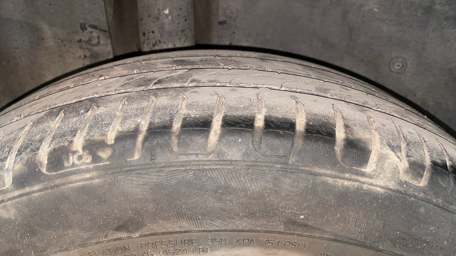 Used 2021 MG Motors Hector Sharp 1.5 Petrol CVT Petrol Automatic tyres RIGHT REAR TYRE TREAD VIEW