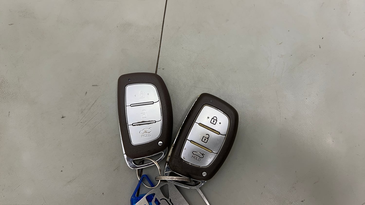 Used 2014 Hyundai Grand i10 Asta AT 1.2 Kappa VTVT Petrol Automatic extra CAR KEY VIEW