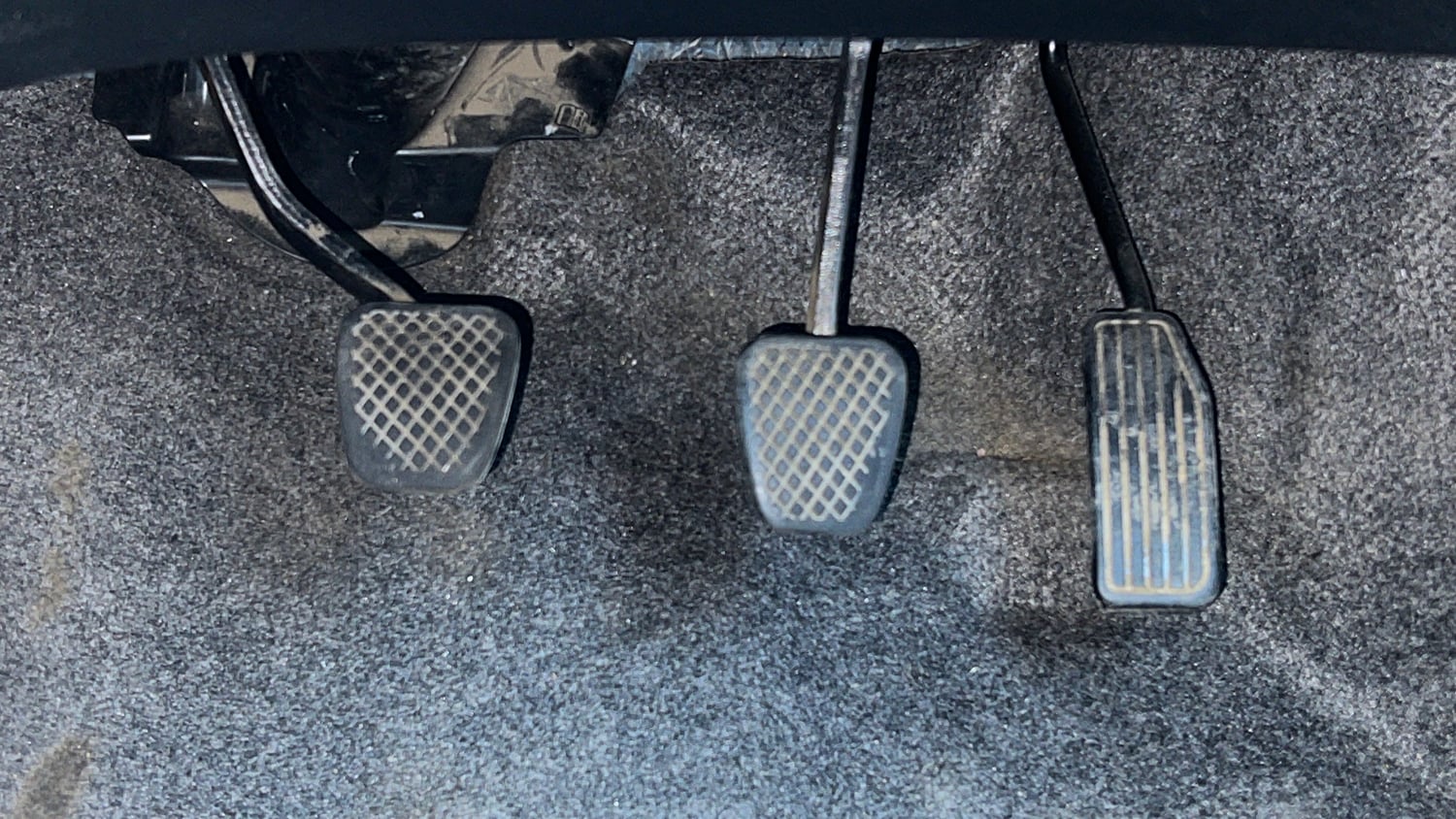 Used 2014 Honda Brio EX MT Petrol Manual interior PEDALS VIEW