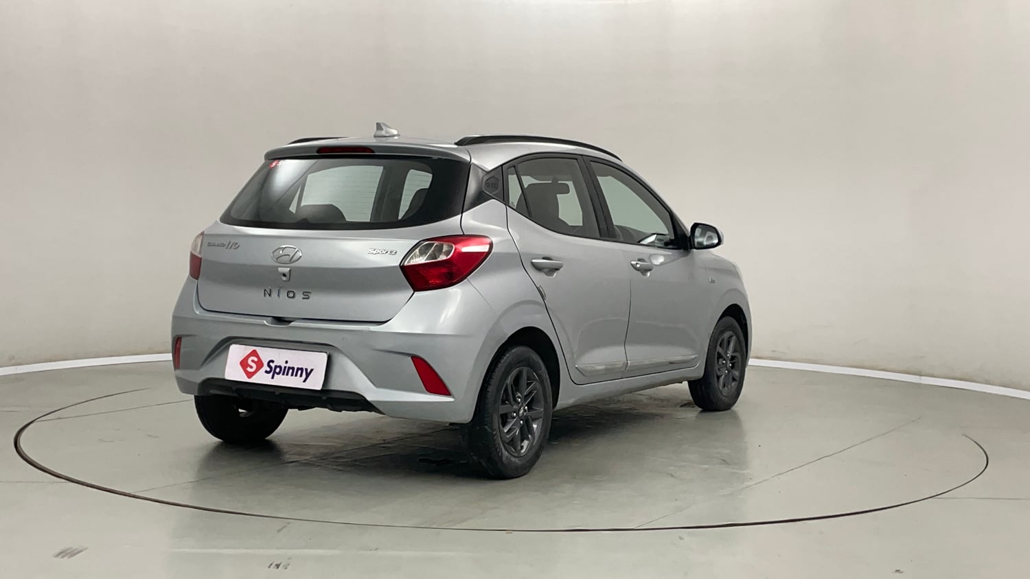 Used 2022 Hyundai Grand i10 Nios Sportz AMT 1.2 Kappa VTVT Petrol Automatic exterior RIGHT REAR CORNER VIEW