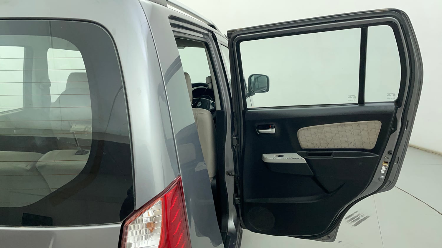 Used 2014 Maruti Suzuki Wagon R VXI Petrol Manual interior RIGHT REAR DOOR OPEN VIEW