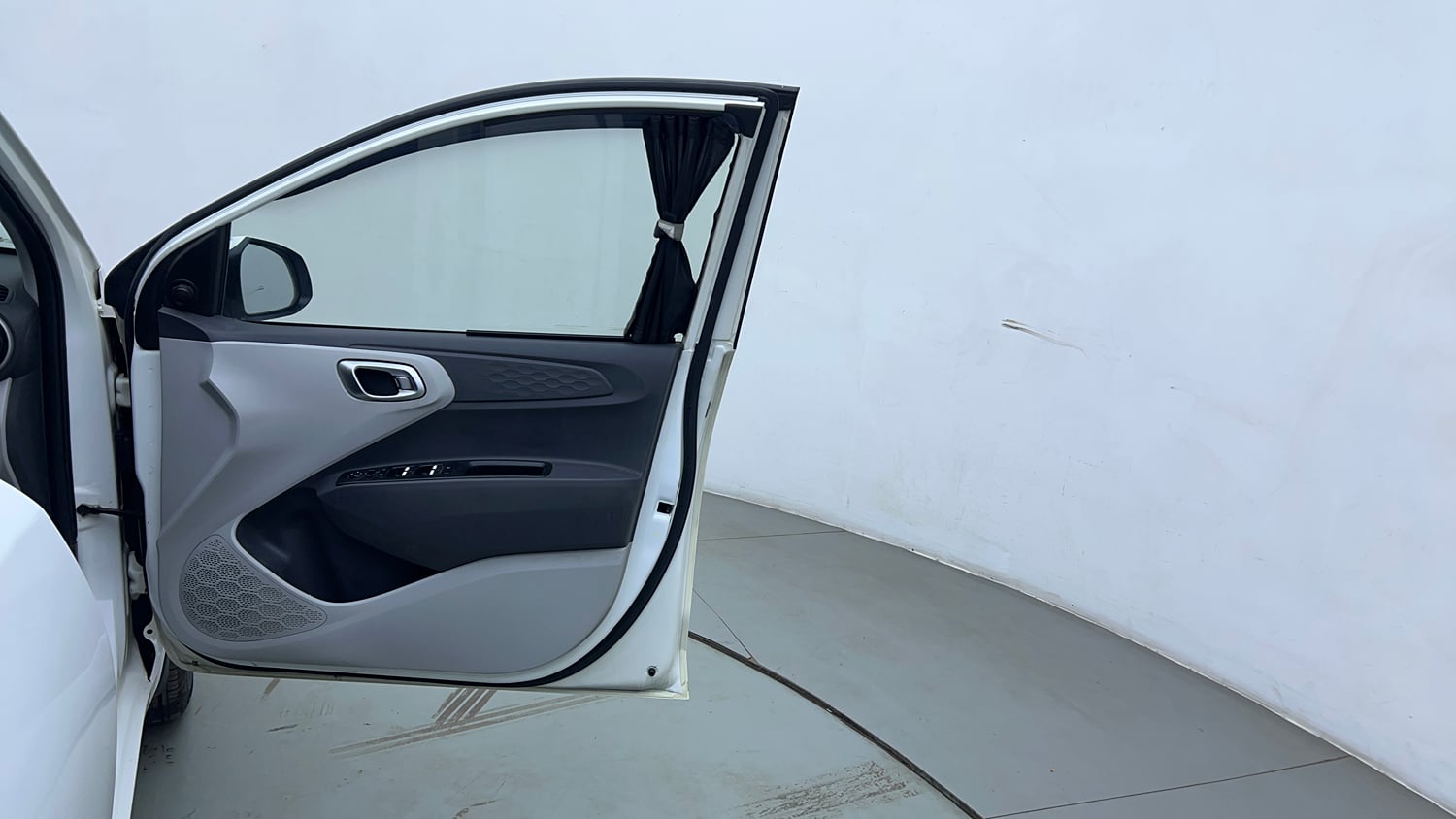 Used 2020 Hyundai Grand i10 Nios Sportz 1.2 Kappa VTVT Petrol Manual interior RIGHT FRONT DOOR OPEN VIEW