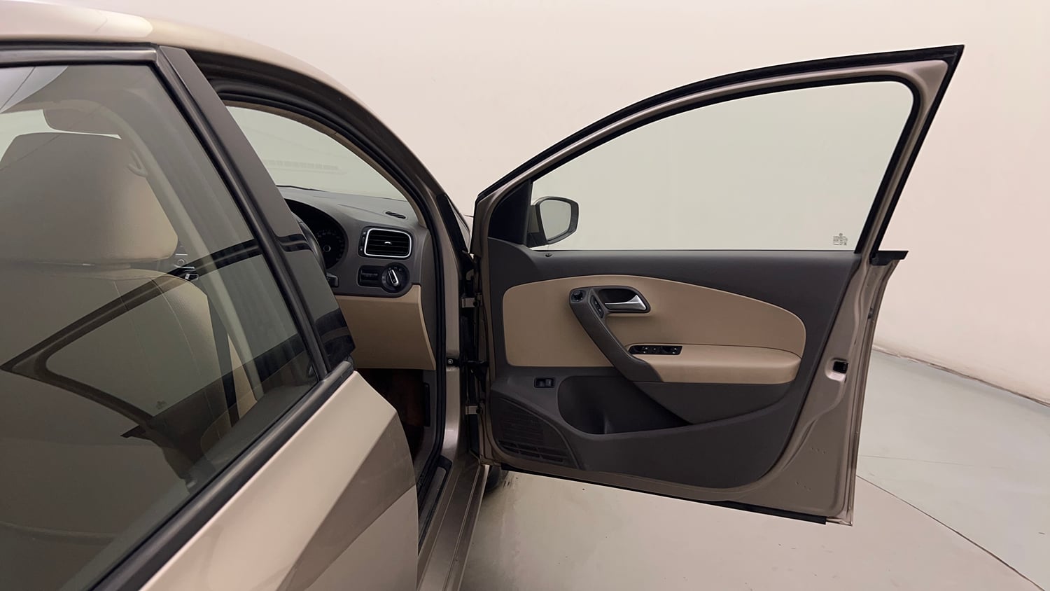 Used 2016 Volkswagen Vento Highline 1.2 (P) AT Petrol Automatic interior RIGHT FRONT DOOR OPEN VIEW