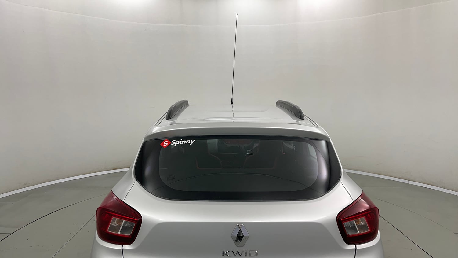 Used 2022 Renault Kwid RXT 1.0 AMT (O) Petrol Automatic exterior BACK WINDSHIELD VIEW