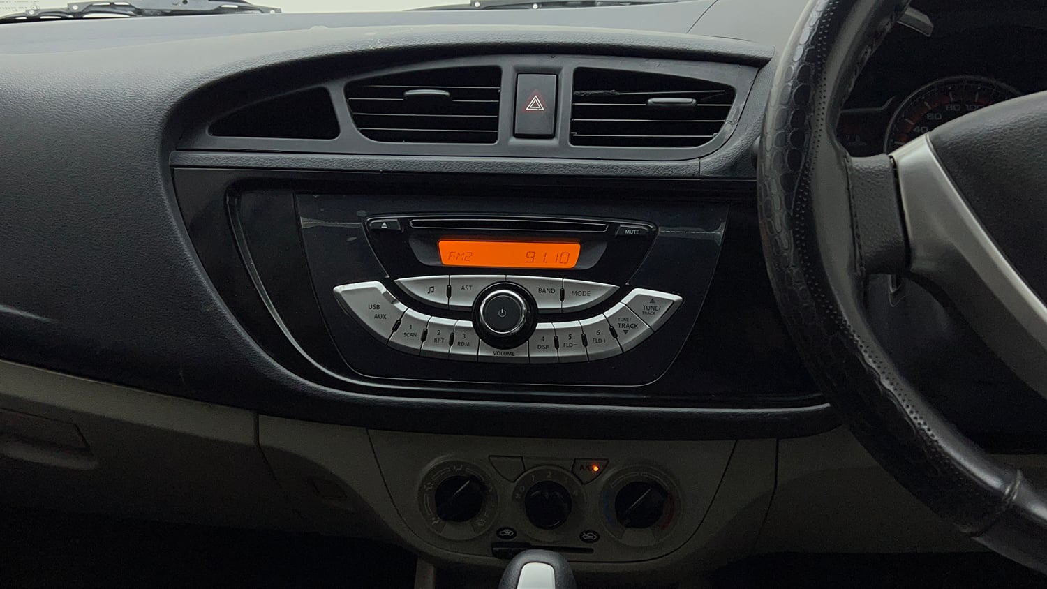 Used 2019 Maruti Suzuki Alto K10 VXi AMT Petrol Automatic interior MUSIC SYSTEM & AC CONTROL VIEW