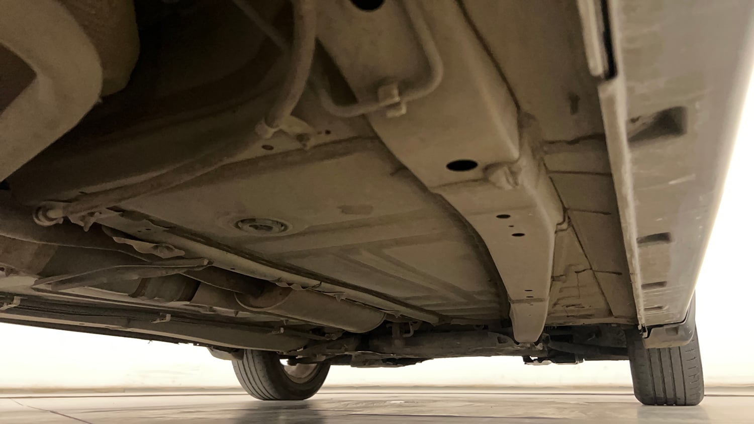 Used 2020 Maruti Suzuki Baleno Zeta Petrol Manual extra REAR RIGHT UNDERBODY VIEW