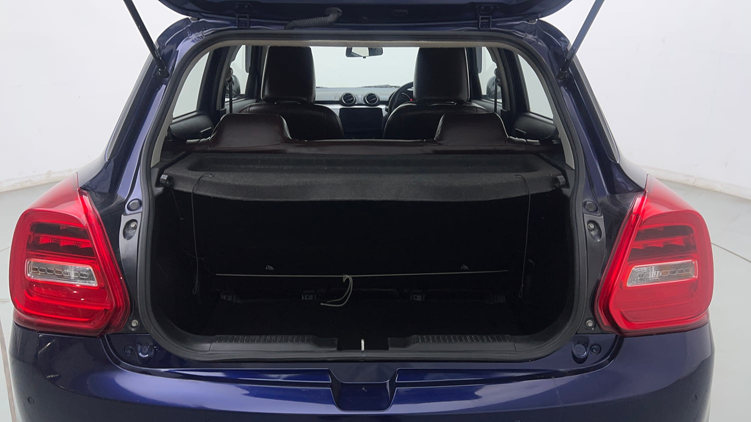 Used 2022 Maruti Suzuki Swift VXi Petrol Manual interior DICKY INSIDE VIEW