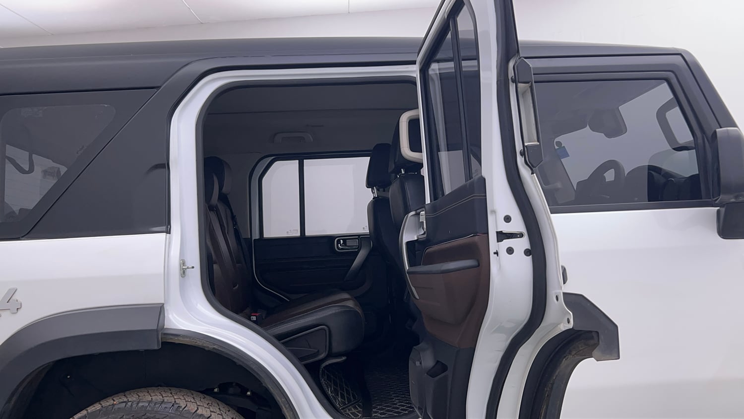 Used 2025 Mahindra Thar Roxx AX7 L Diesel AT 4WD Diesel Automatic interior RIGHT SIDE REAR DOOR CABIN VIEW