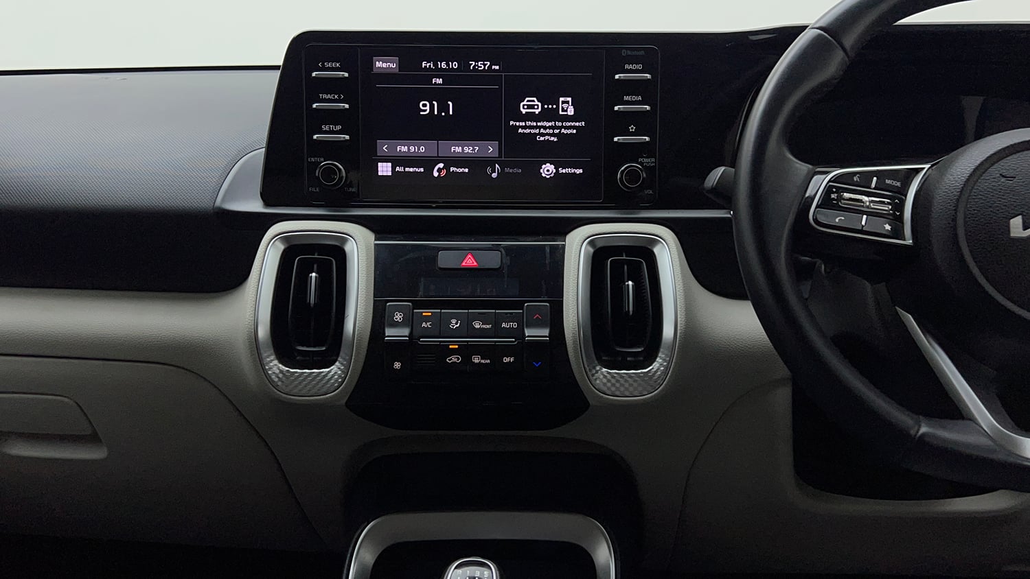Used 2021 Kia Sonet HTX 1.0 iMT Petrol Manual interior MUSIC SYSTEM & AC CONTROL VIEW