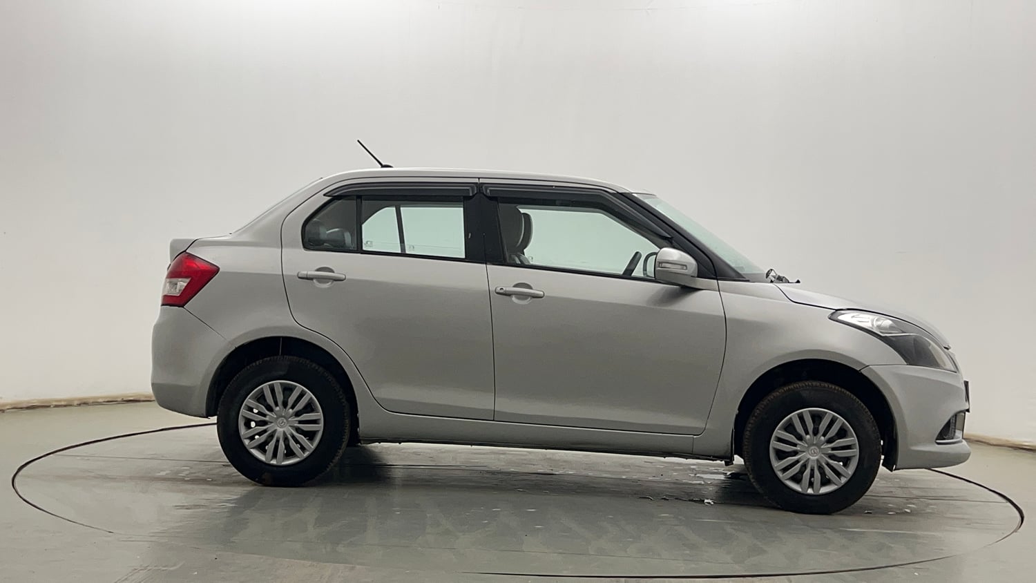 Used 2016 Maruti Suzuki Swift Dzire VXI Petrol Manual exterior RIGHT SIDE VIEW