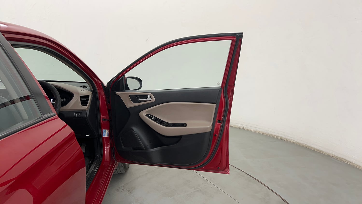 Used 2015 Hyundai Elite i20 Asta 1.2 Petrol Manual interior RIGHT FRONT DOOR OPEN VIEW