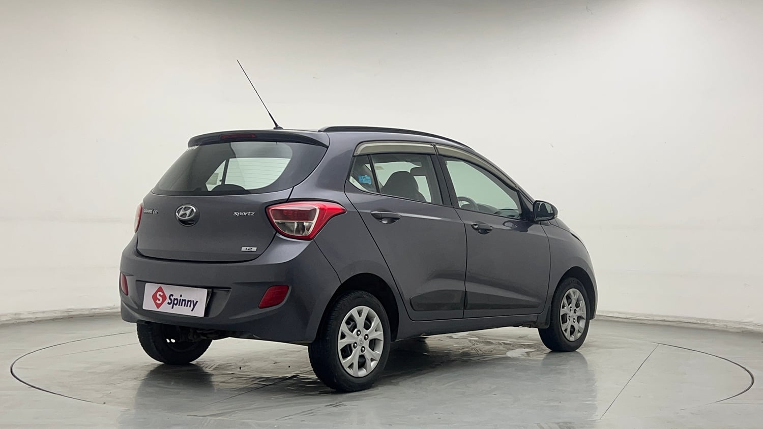 Used 2017 Hyundai Grand i10 Sportz 1.2 Kappa VTVT Petrol Manual exterior RIGHT REAR CORNER VIEW