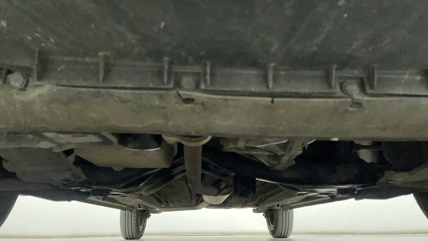 Used 2019 Maruti Suzuki Celerio ZXi (O) AMT Petrol Automatic extra FRONT LEFT UNDERBODY VIEW