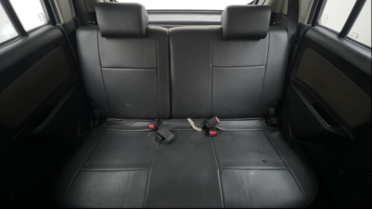 Used 2013 Maruti Suzuki Wagon R LXI CNG Cng Manual interior REAR SEAT CONDITION VIEW