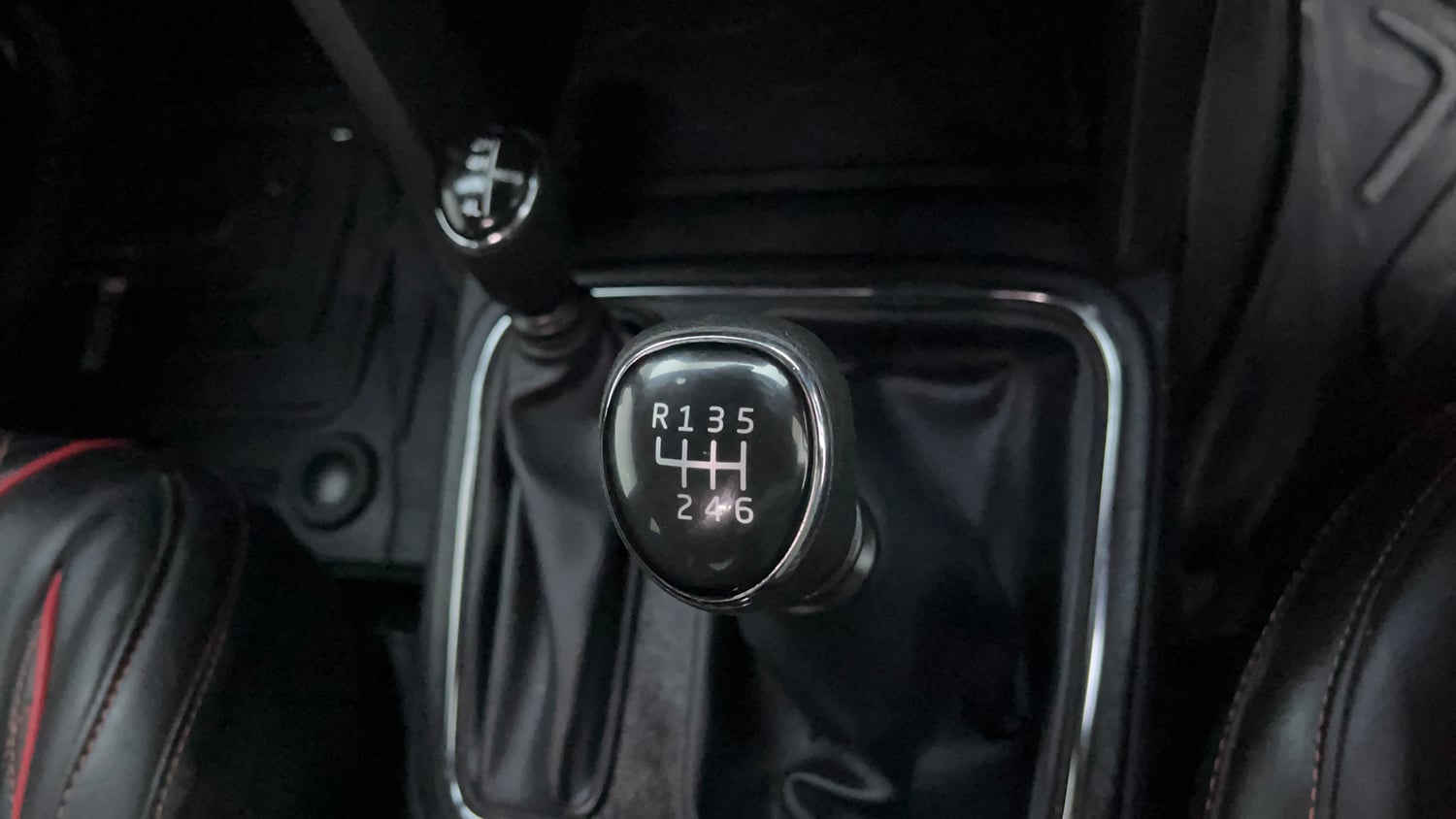 Used 2023 Mahindra Thar LX Hard Top Petrol MT 4WD Petrol Manual interior GEAR  KNOB VIEW