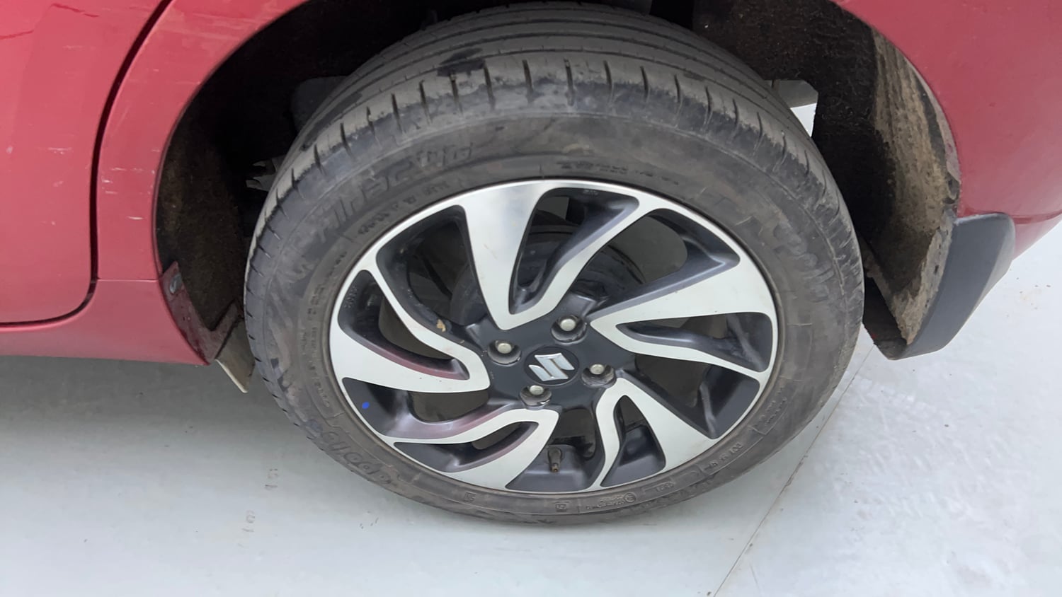 Used 2021 Maruti Suzuki Baleno Zeta Petrol Manual tyres LEFT REAR TYRE RIM VIEW