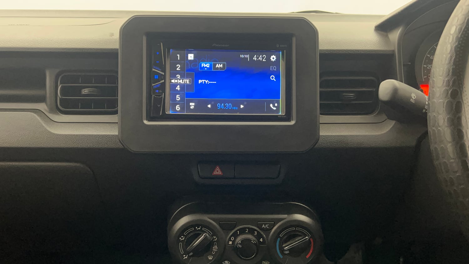 Used 2022 Maruti Suzuki Ignis Sigma 1.2 MT Petrol Manual interior MUSIC SYSTEM & AC CONTROL VIEW
