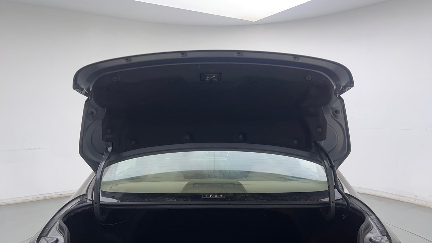 Used 2020 Maruti Suzuki Ciaz Delta Hybrid 1.5 AT Petrol Automatic interior DICKY DOOR OPEN VIEW