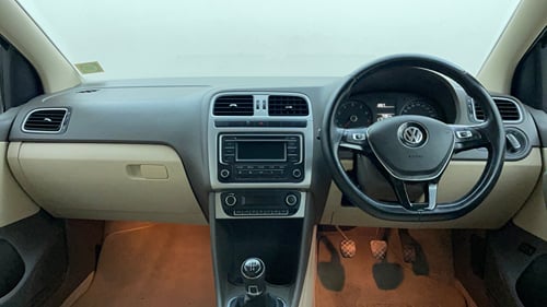 Used 2015 Volkswagen Vento Highline Petrol Petrol Manual interior DASHBOARD VIEW