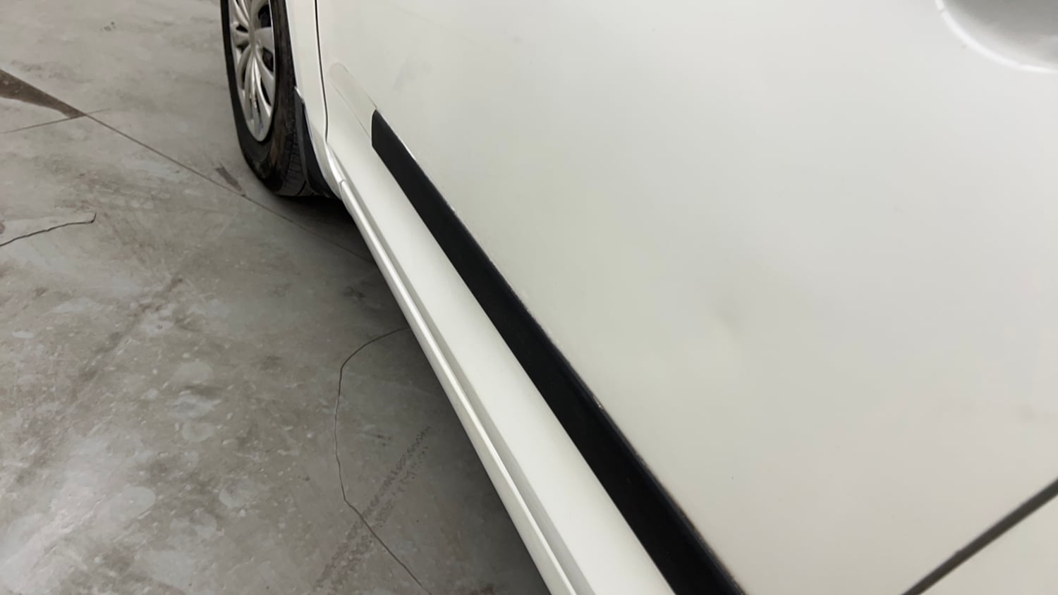 Used 2013 Maruti Suzuki Swift VDi Diesel Manual dents MINOR SCRATCH
