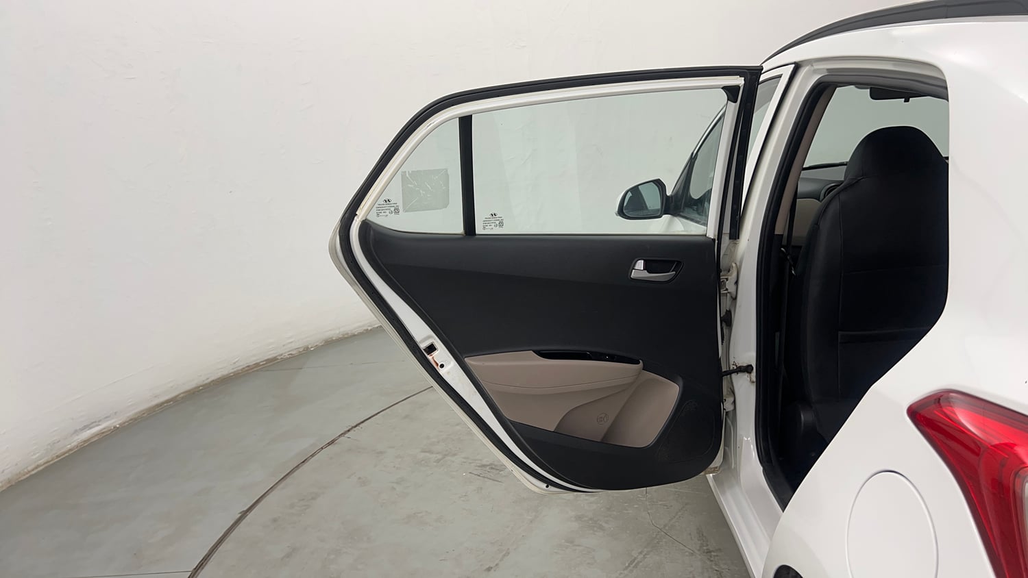 Used 2014 Hyundai Grand i10 Asta 1.2 Kappa VTVT (O) Petrol Manual interior LEFT REAR DOOR OPEN VIEW