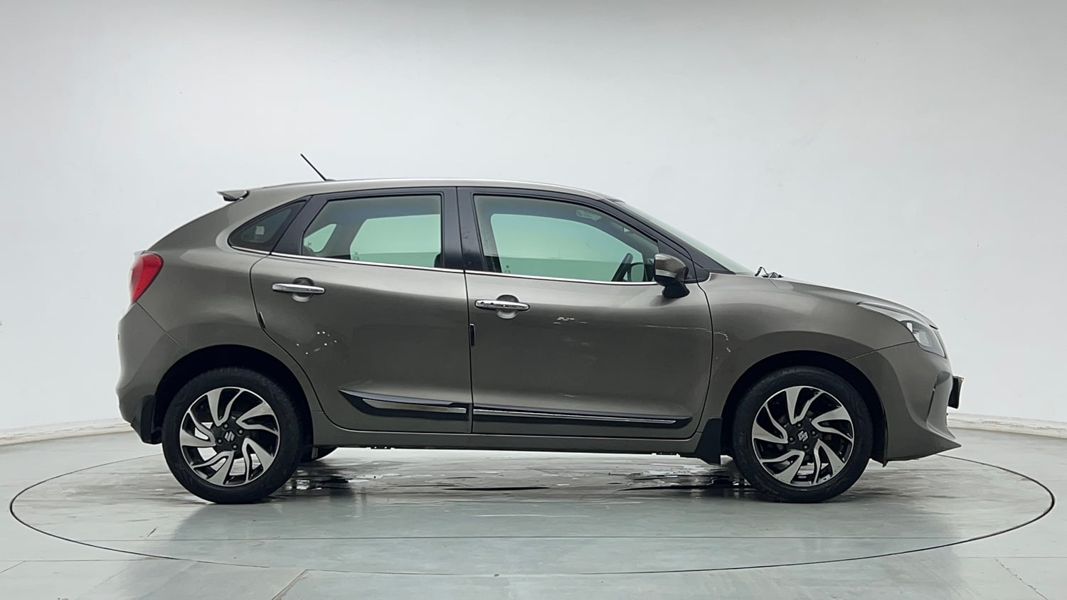 Used 2020 Maruti Suzuki Baleno Alpha Automatic Petrol Automatic exterior RIGHT SIDE VIEW