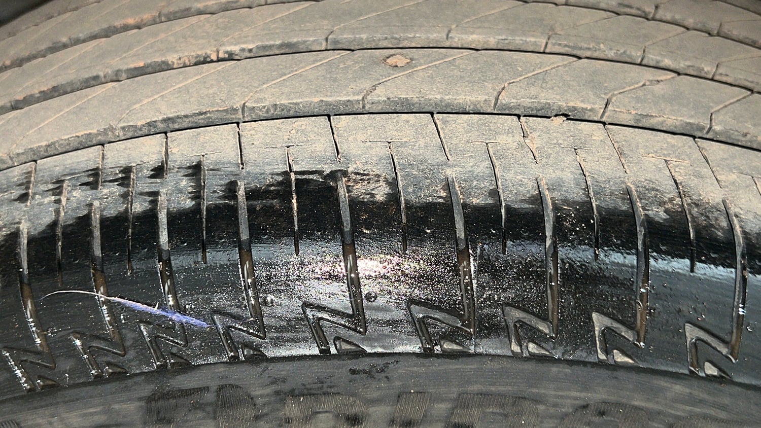 Used 2023 Honda Elevate VX MT Petrol Manual tyres RIGHT REAR TYRE TREAD VIEW