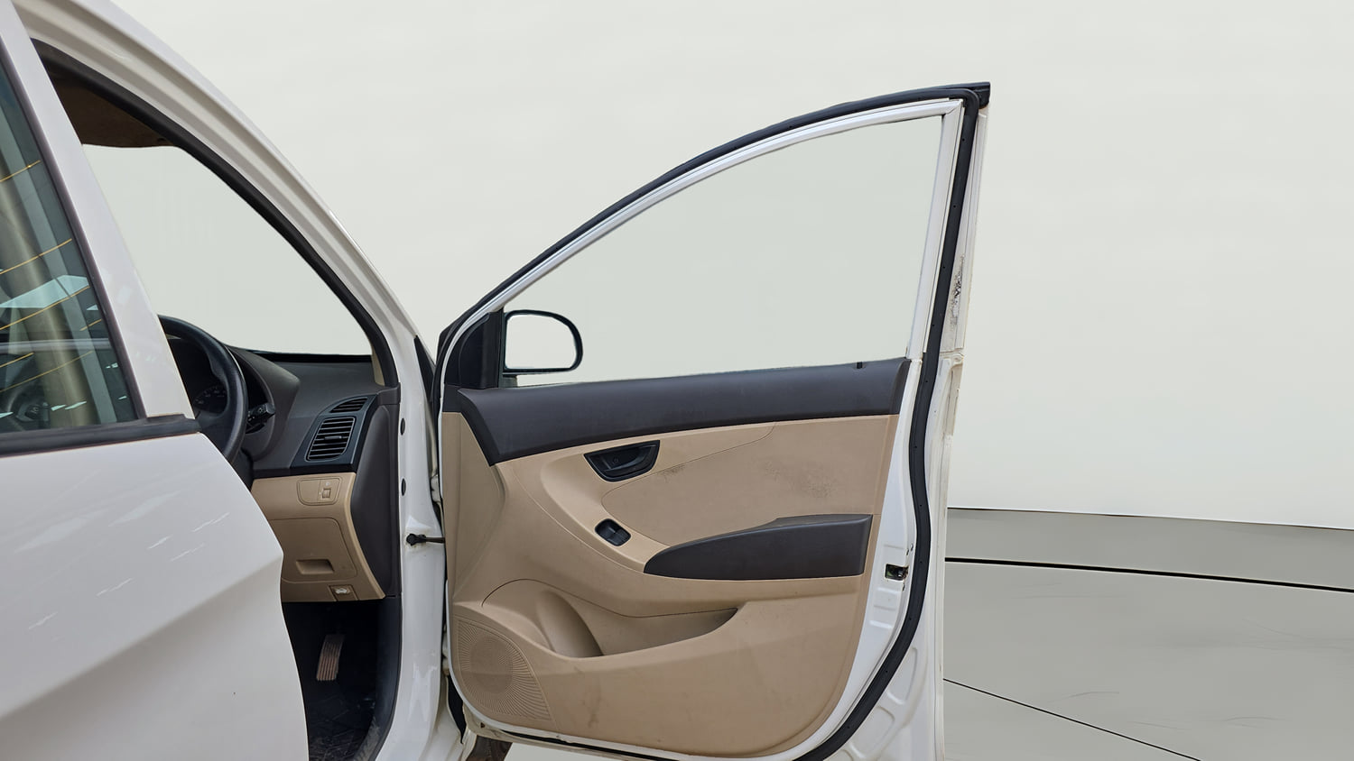 Used 2014 Hyundai Eon Era + Petrol Manual interior RIGHT FRONT DOOR OPEN VIEW