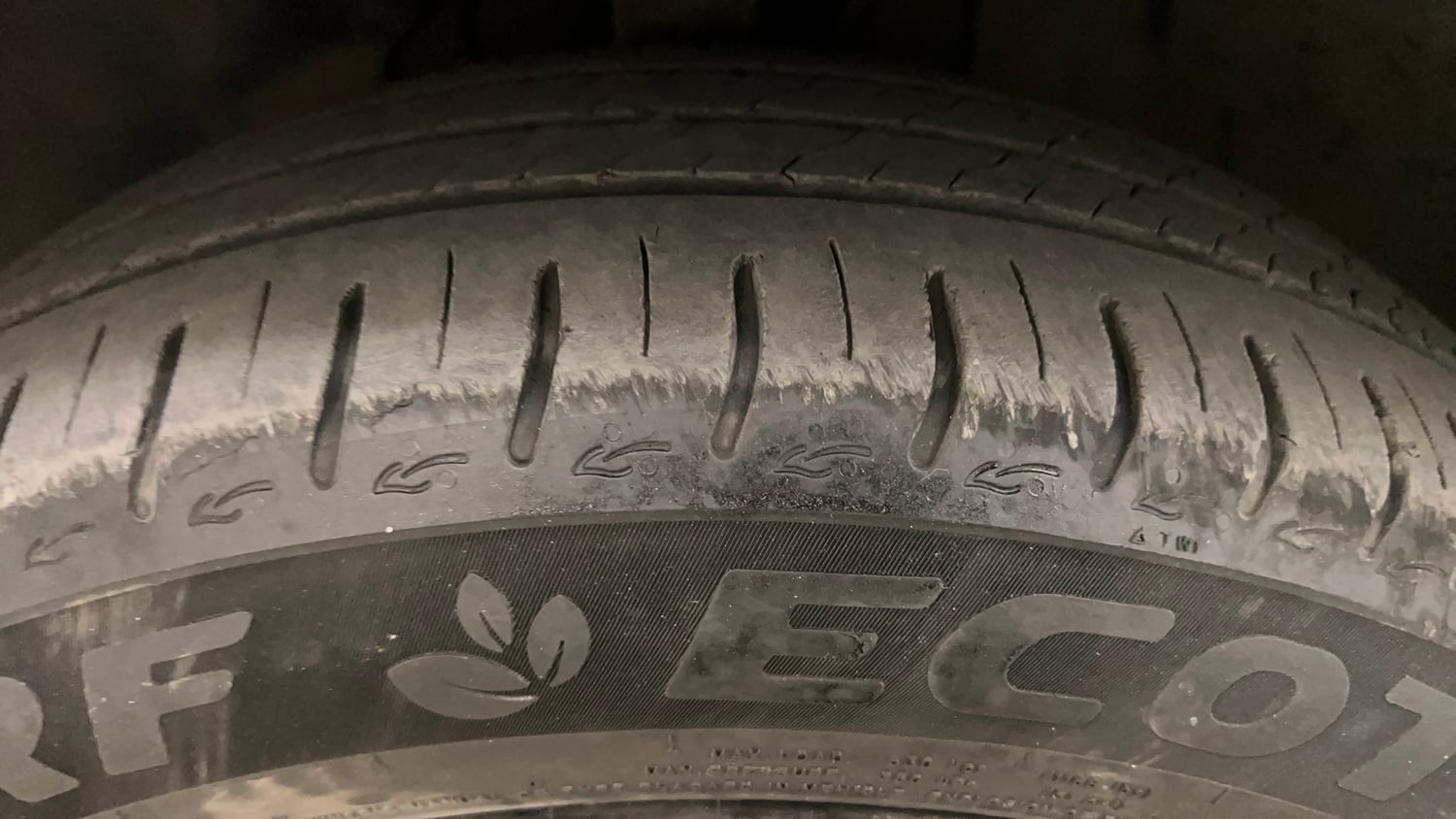 Used 2023 Tata Altroz XZ Petrol Petrol Manual tyres LEFT FRONT TYRE TREAD VIEW