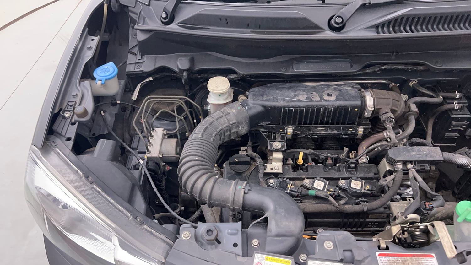 Used 2022 Maruti Suzuki S-Presso VXi (O) Petrol Manual engine ENGINE RIGHT SIDE VIEW
