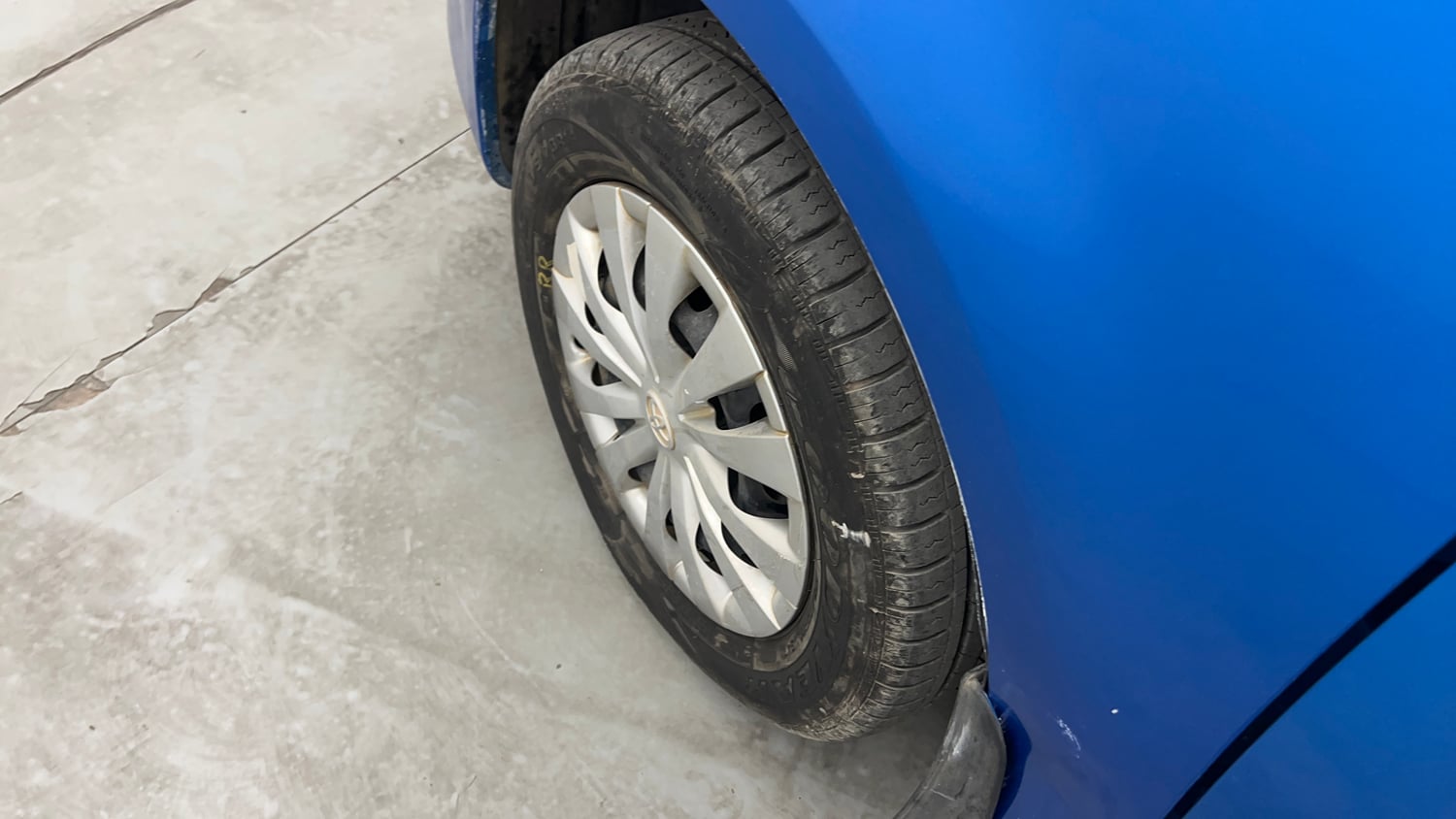 Used 2015 Toyota Etios Liva V Petrol Manual dents MINOR SCRATCH