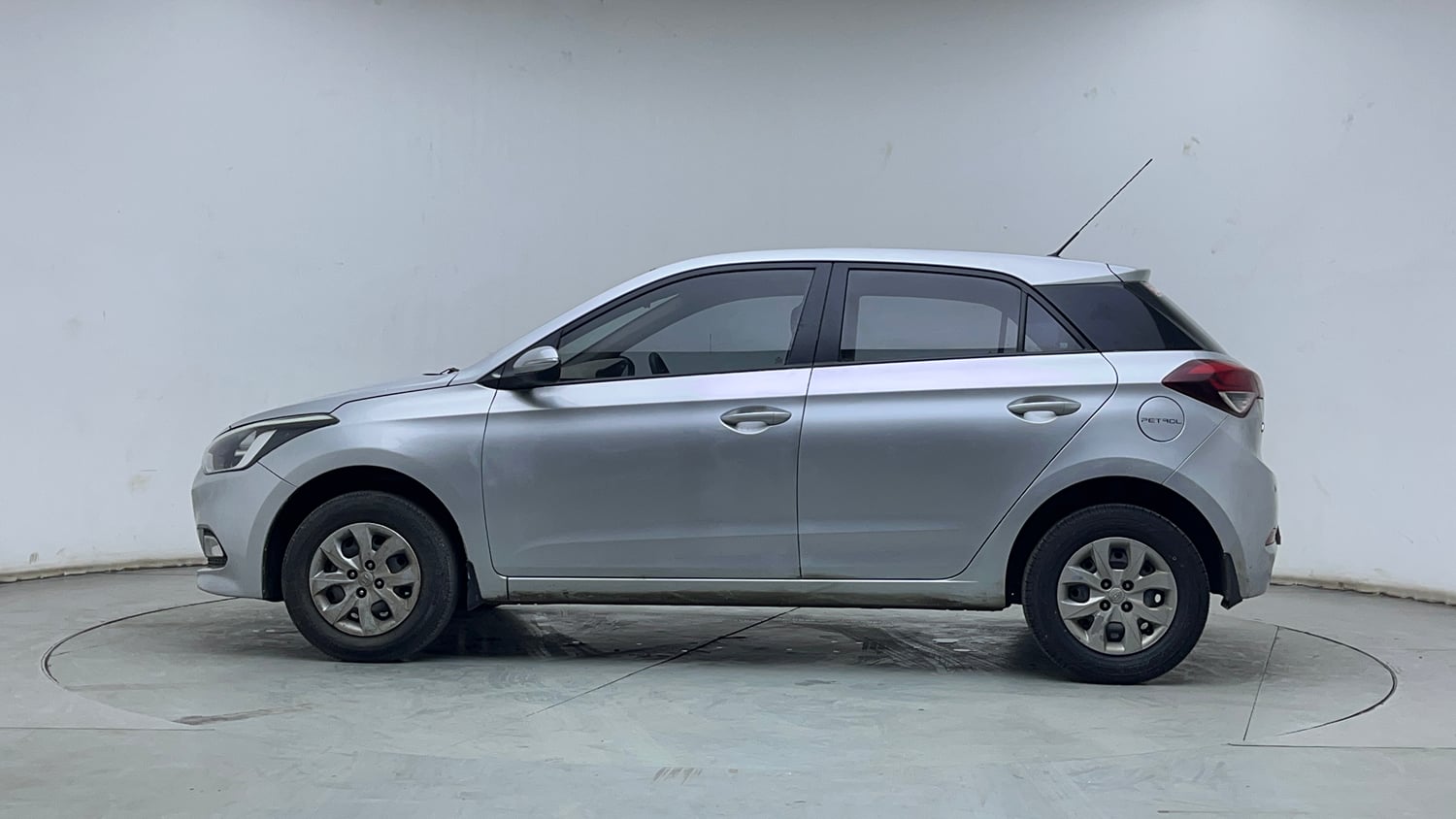 Used 2017 Hyundai Elite i20 Sportz 1.2 Petrol Manual exterior LEFT SIDE VIEW